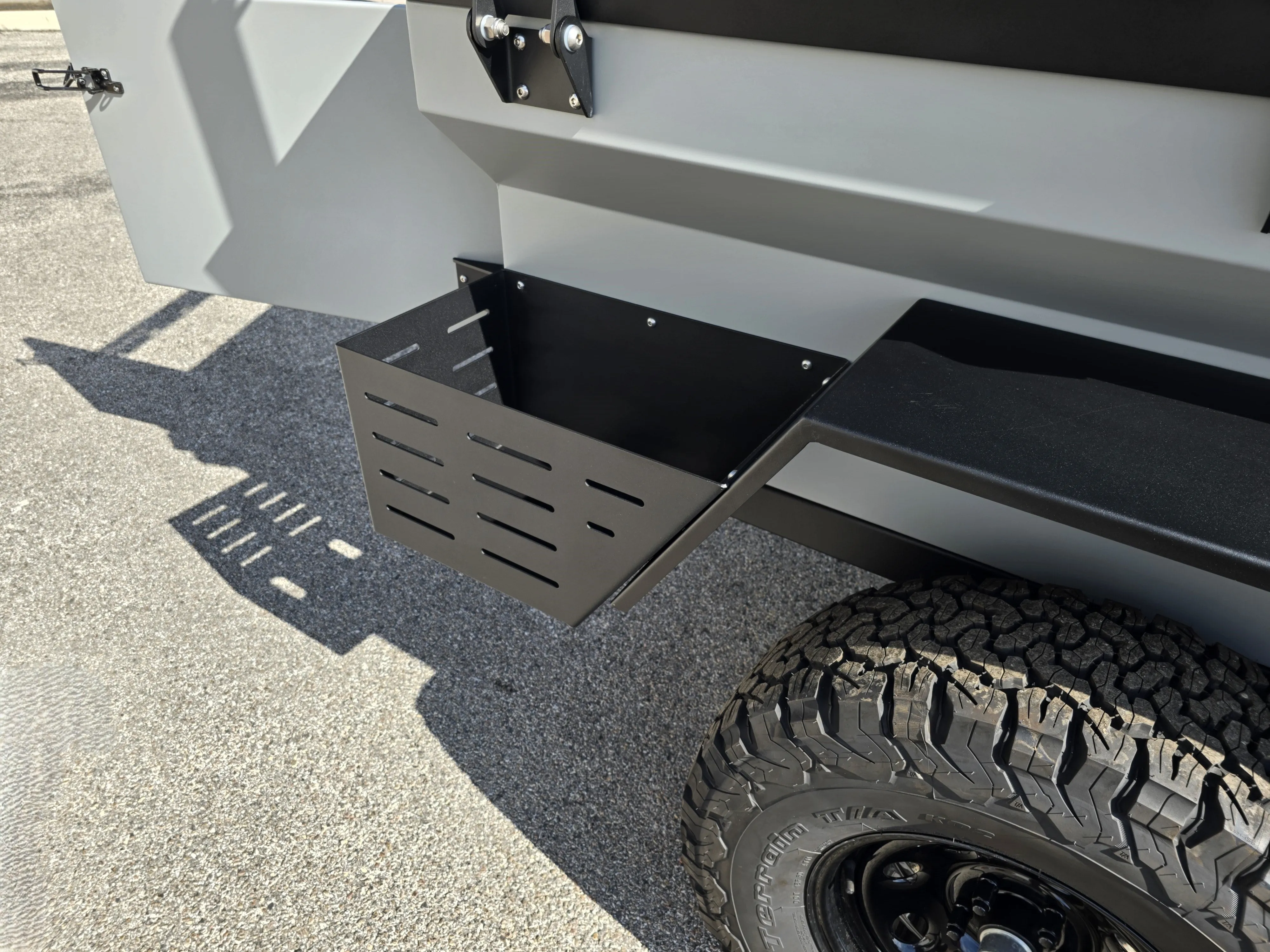 2025 Rustic Mountain Overland Patrol XC - SHOW DEMO SALE!!