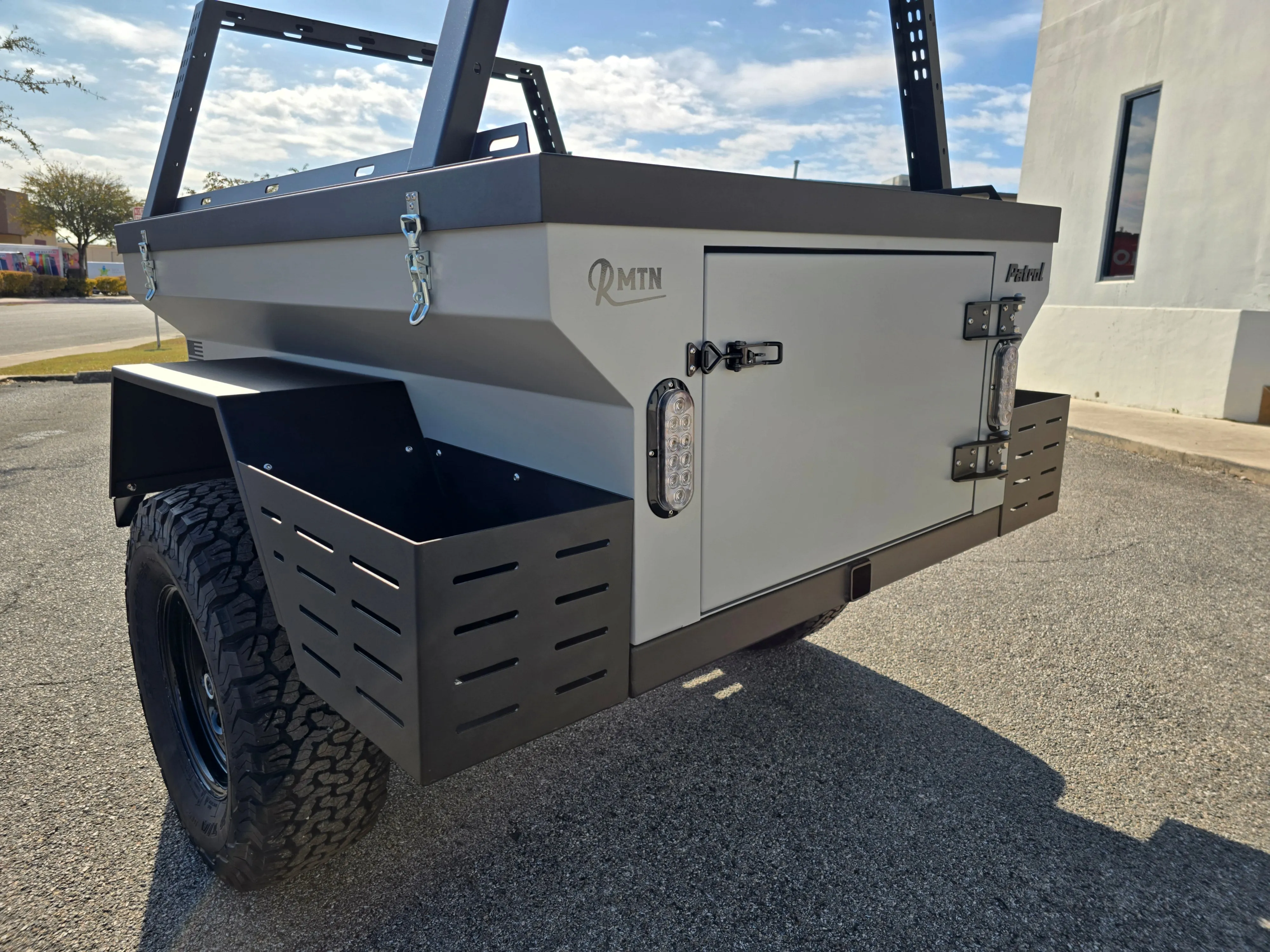 2025 Rustic Mountain Overland Patrol XC - SHOW DEMO SALE!!