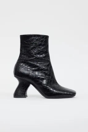 Black Leather Textured Abstract Heel Boot