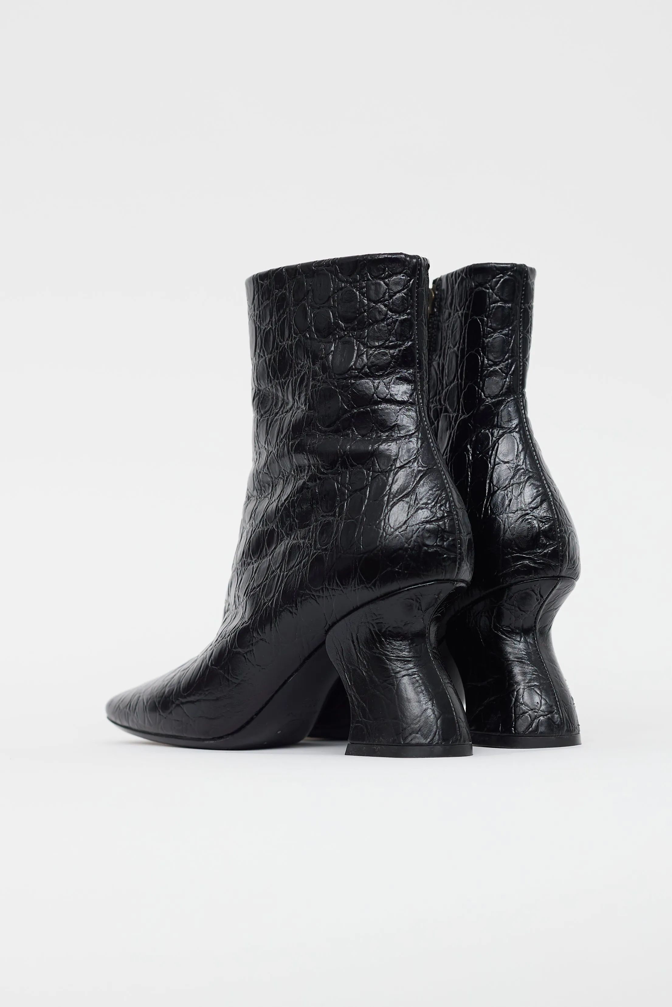 Black Leather Textured Abstract Heel Boot