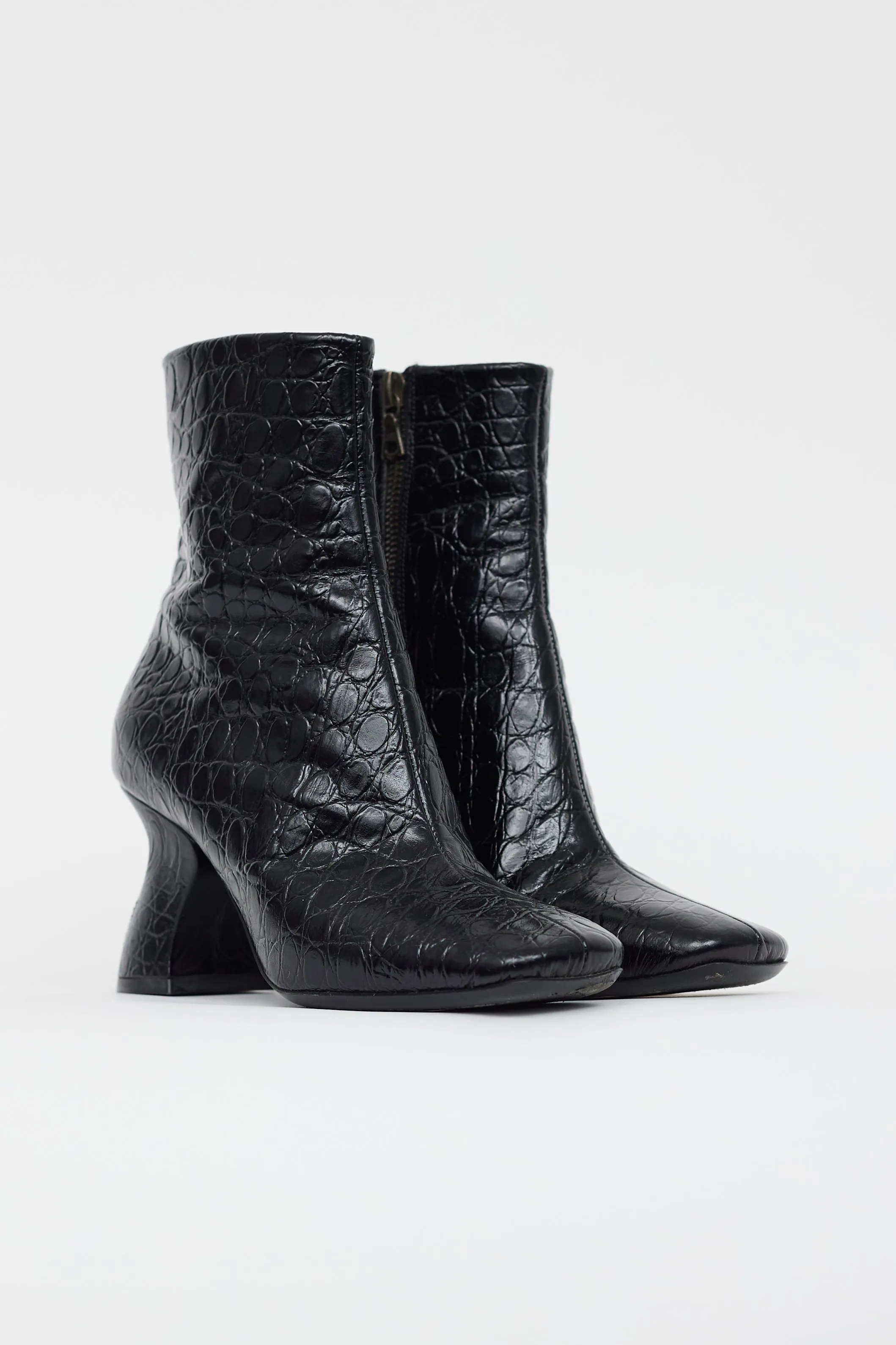 Black Leather Textured Abstract Heel Boot