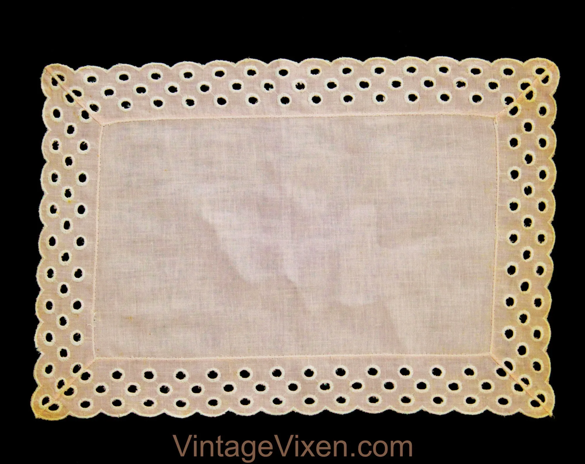Linen Table Runners Set of 2 Plus Extra Centerpiece - Pastel Pink 1940s 50s Polka Dot Embroidery & Scallops - Spring Summer Table Cloth Set